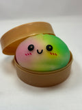 Jeu sensoriel Bun Squishy arc-en-ciel rose, jaune et vert