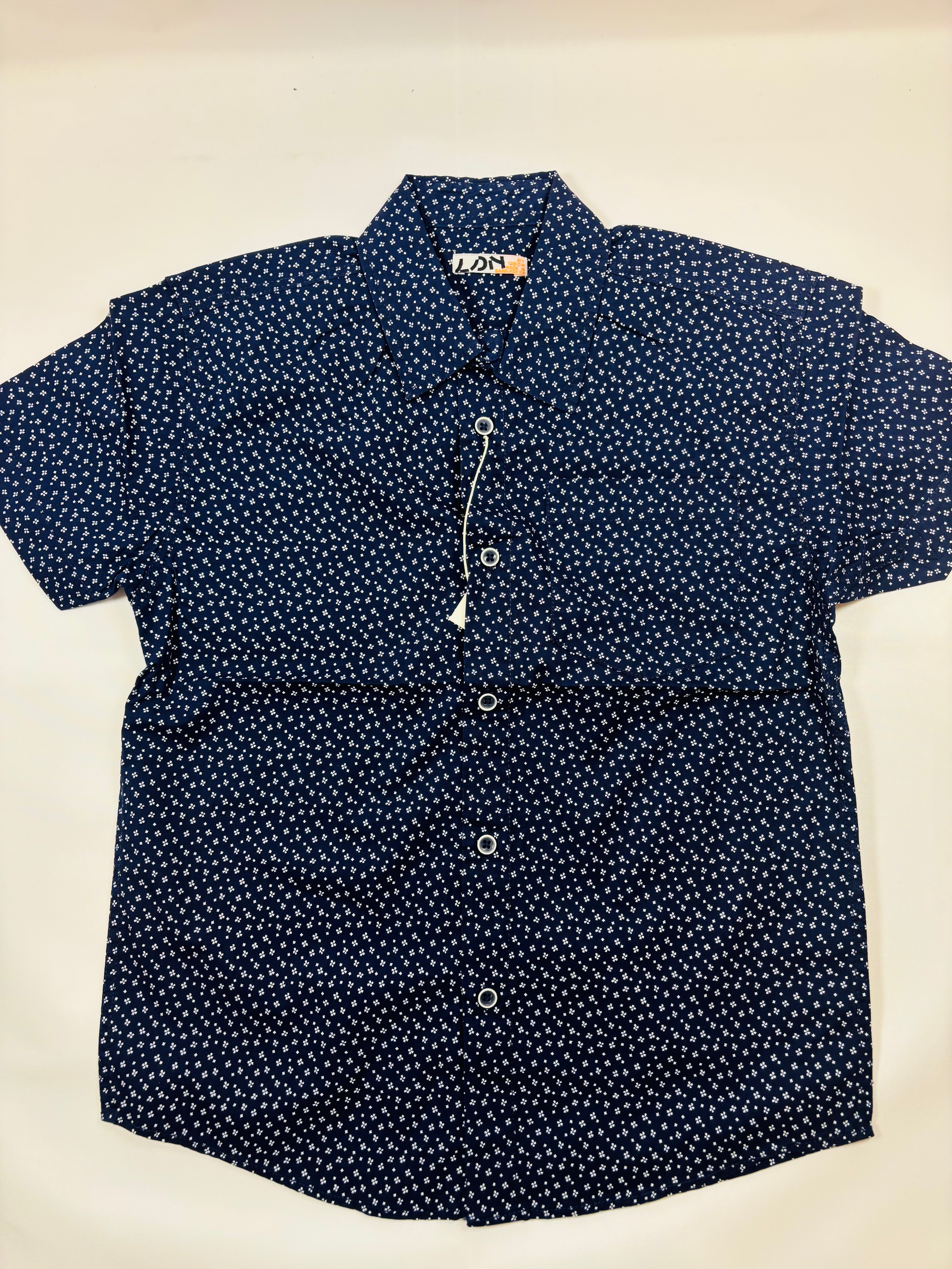 Chemise MC bleu foncé motifs blanc Losan – Garçon 128 (7-8 ans)