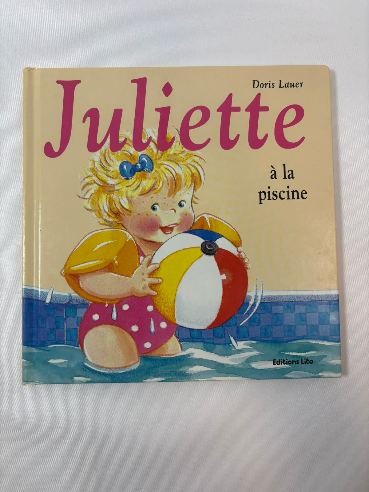 Juliette à la piscine