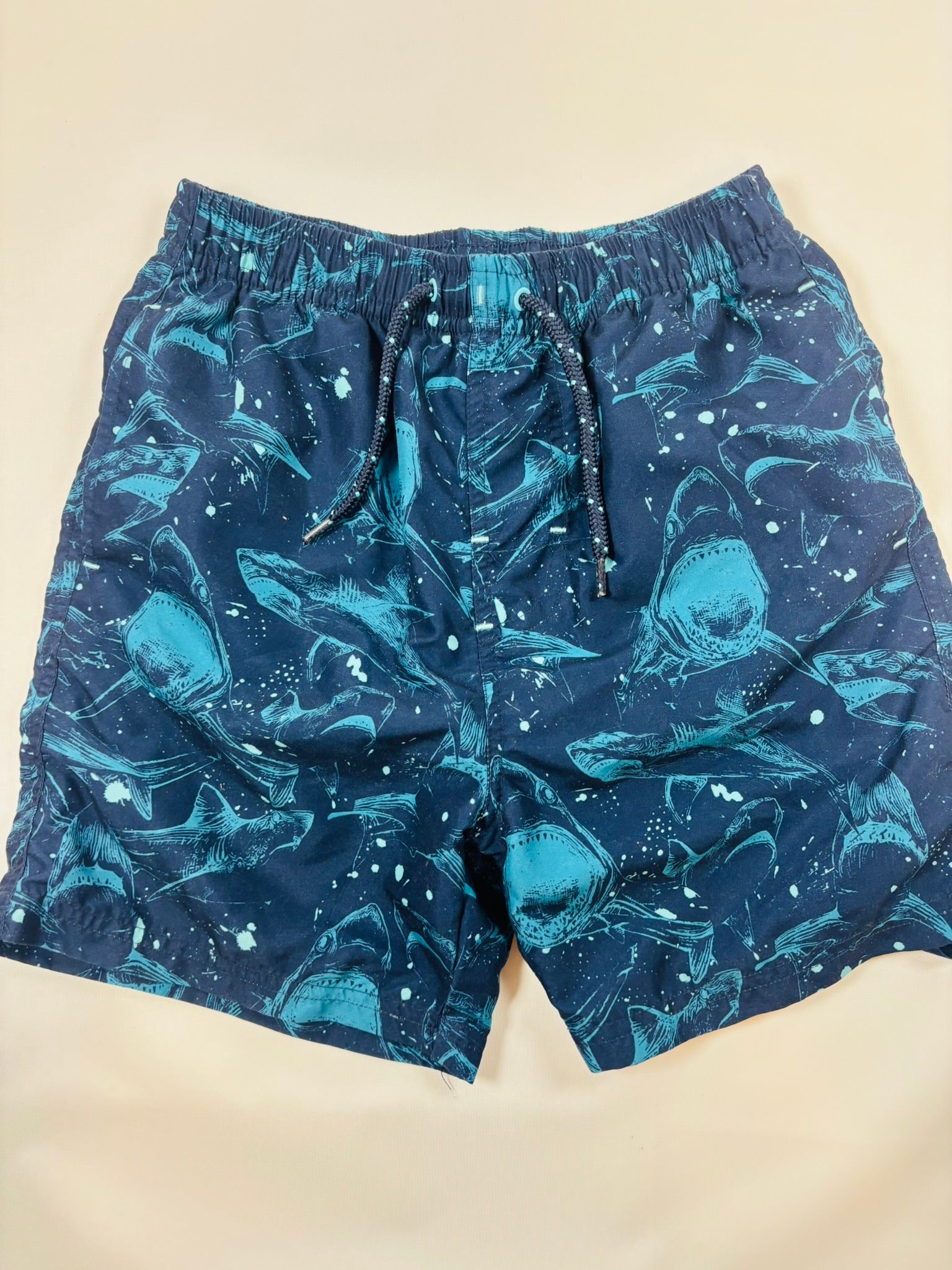 Boxer de bain Igros – Bleu motifs requins | Taille 128